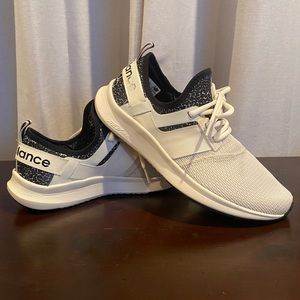 New Balance Women’s Nergize sport shoe